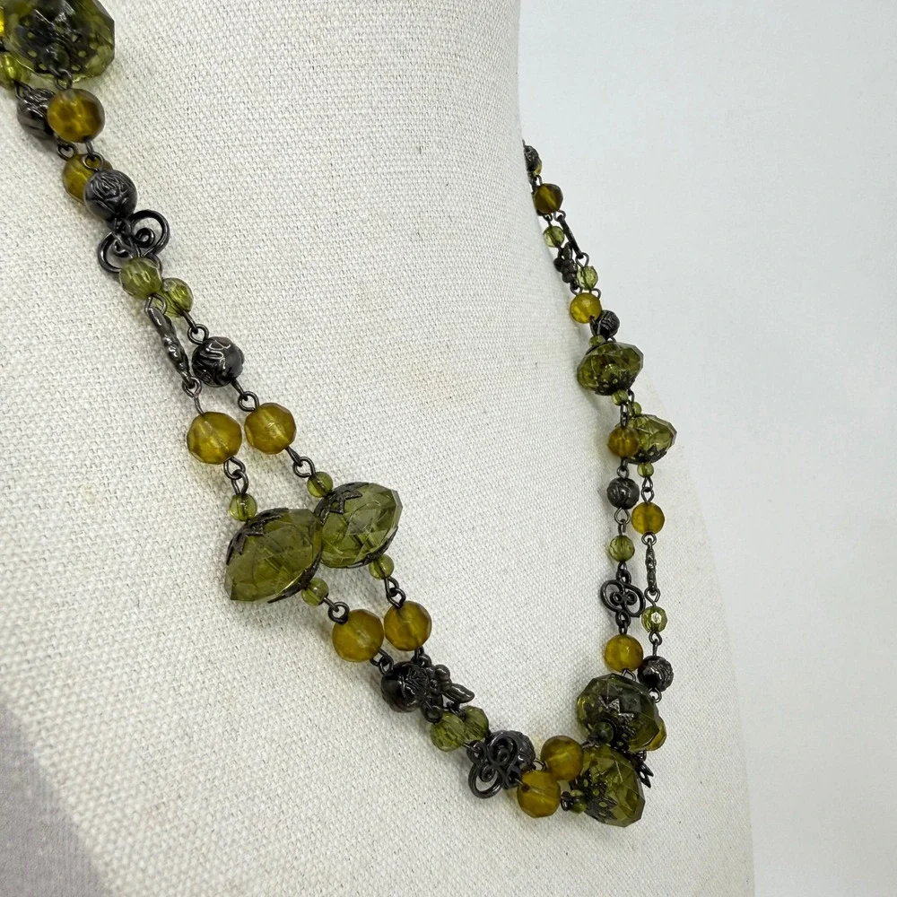 Faceted‎ Bead Necklace Green Olive Tone Metal Accents Neutral